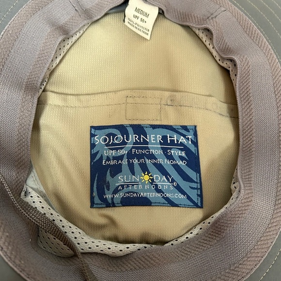 Sunday Afternoons Sojourner Hat UPF 50 SZ. Medium - Picture 2 of 5